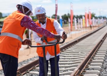 Museveni, Ruto Break Ground for Kisumu – Malaba SGR